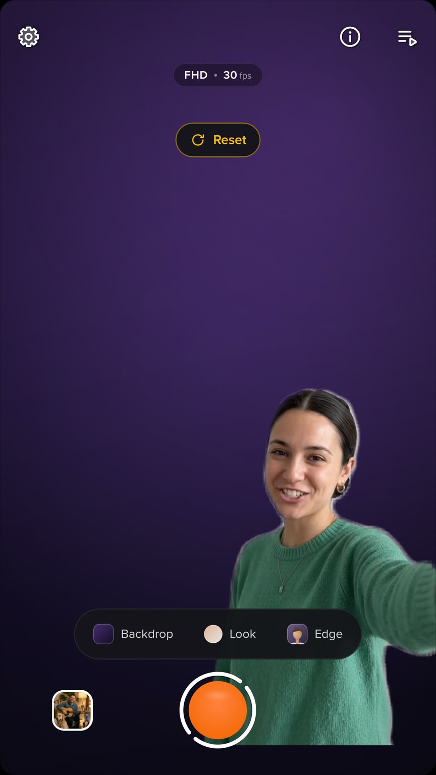 The same presenter made smaller and moved to the lower right, with Reset above her.